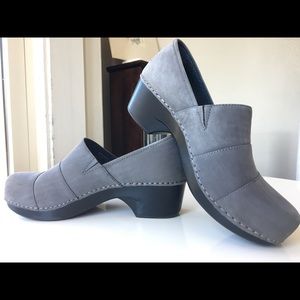 Dansko Tenley Pumps (Euro 38/US 7.5-8)